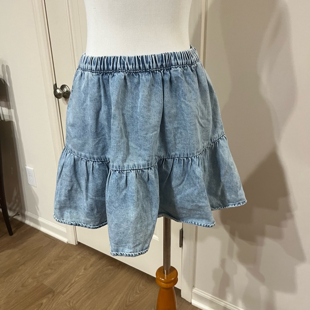 American Eagle Outfitters Light Blue Denim Tiered Mini Skirt